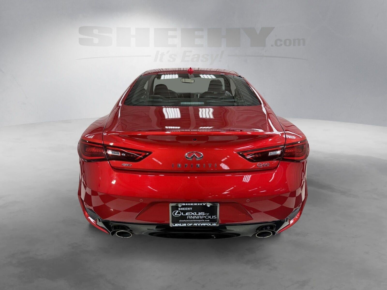 2022 INFINITI Q60 LUXE