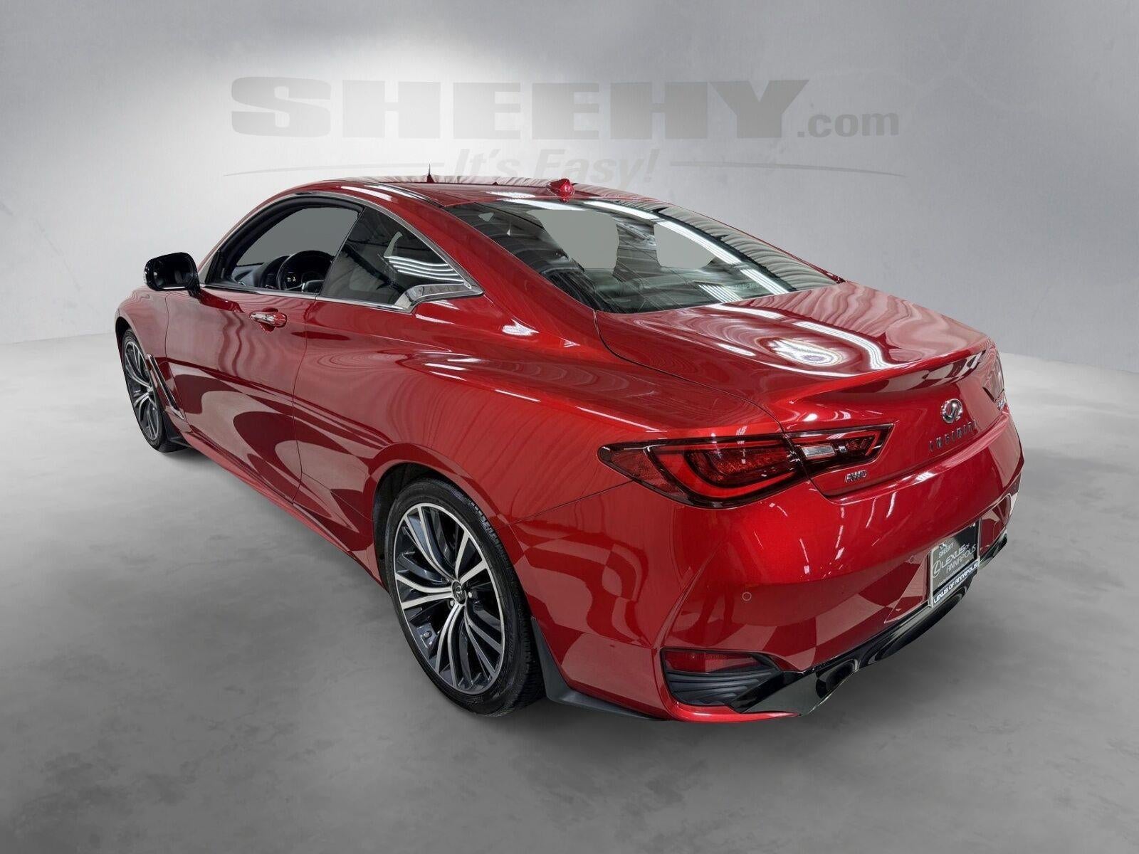 2022 INFINITI Q60 LUXE