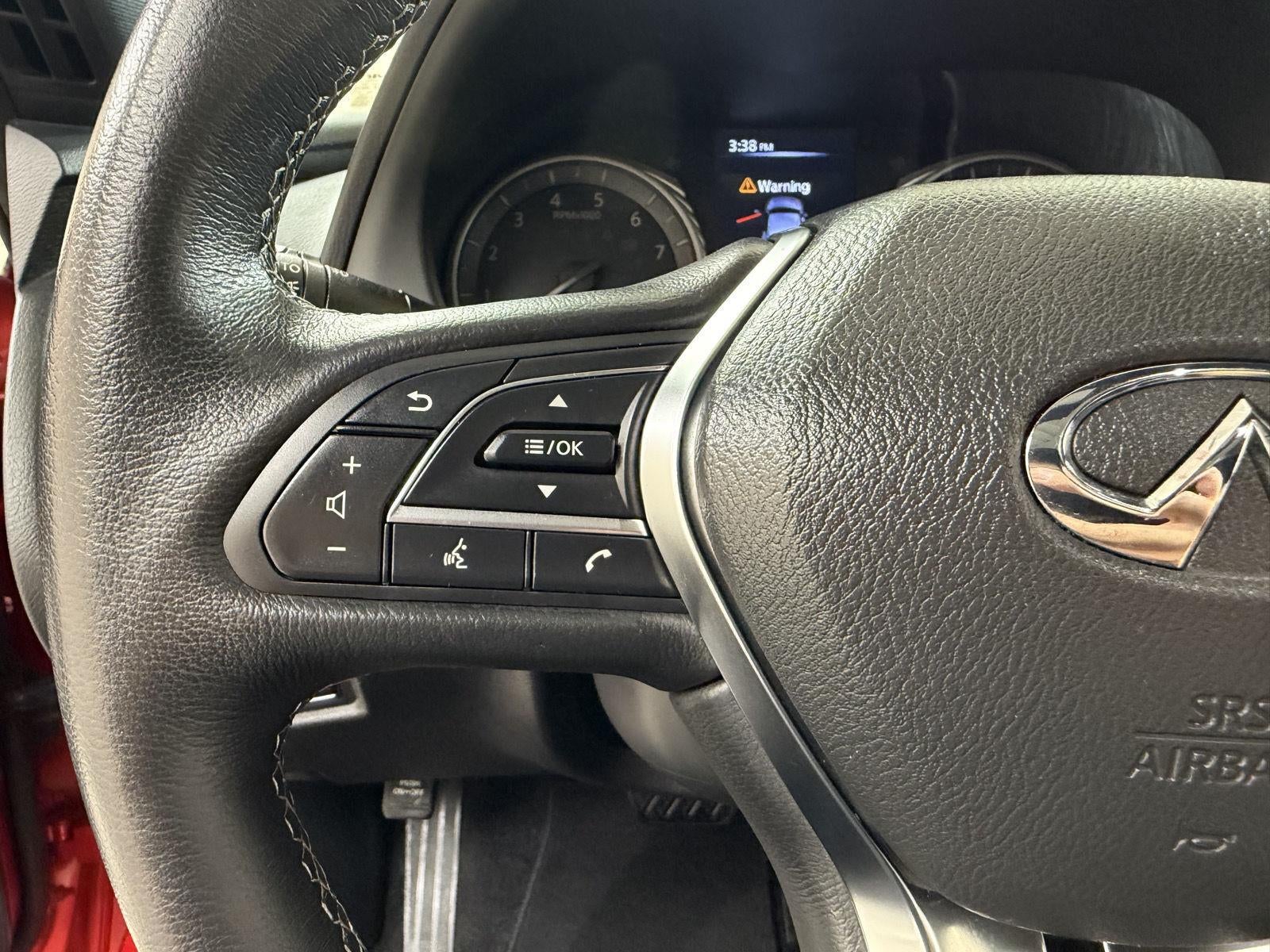 2022 INFINITI Q60 LUXE