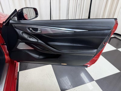2022 INFINITI Q60 LUXE