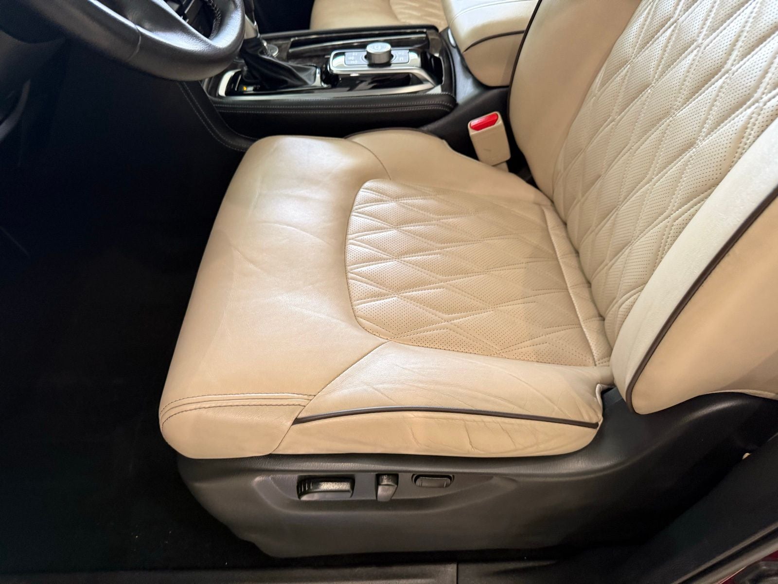 2022 Nissan Armada Platinum
