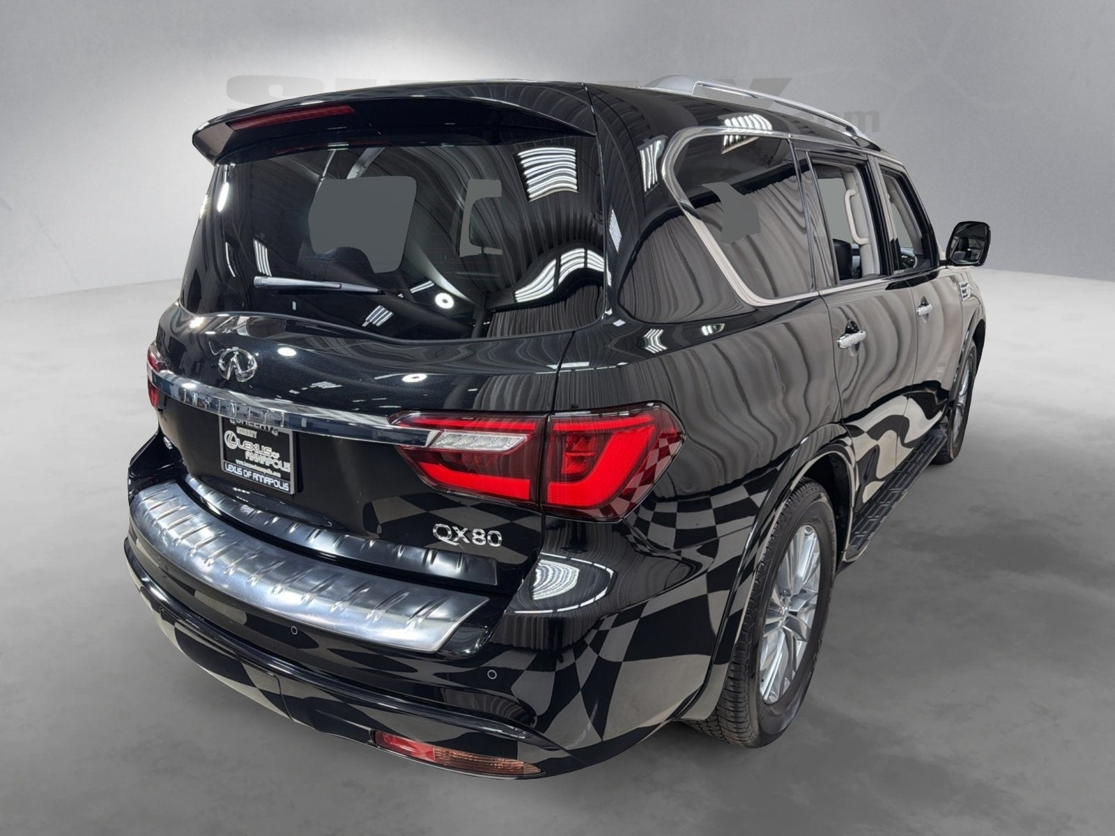 2024 INFINITI QX80 LUXE