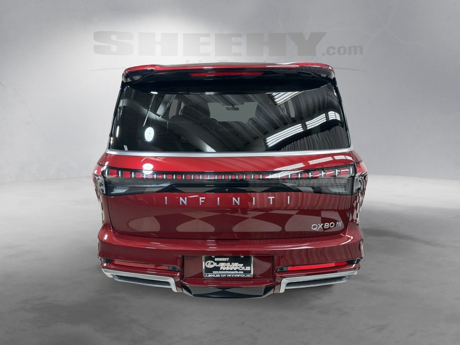 2025 INFINITI QX80 LUXE