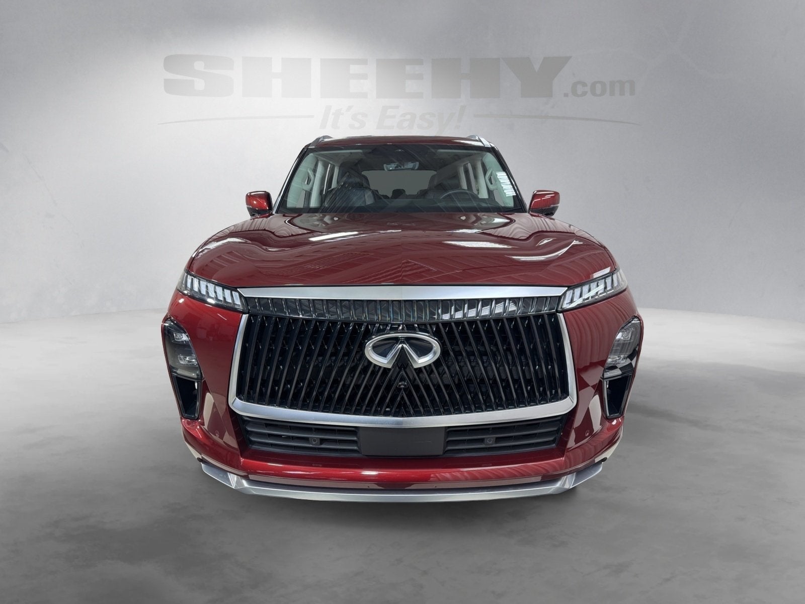 2025 INFINITI QX80 LUXE