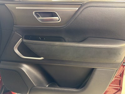 2025 INFINITI QX80 LUXE