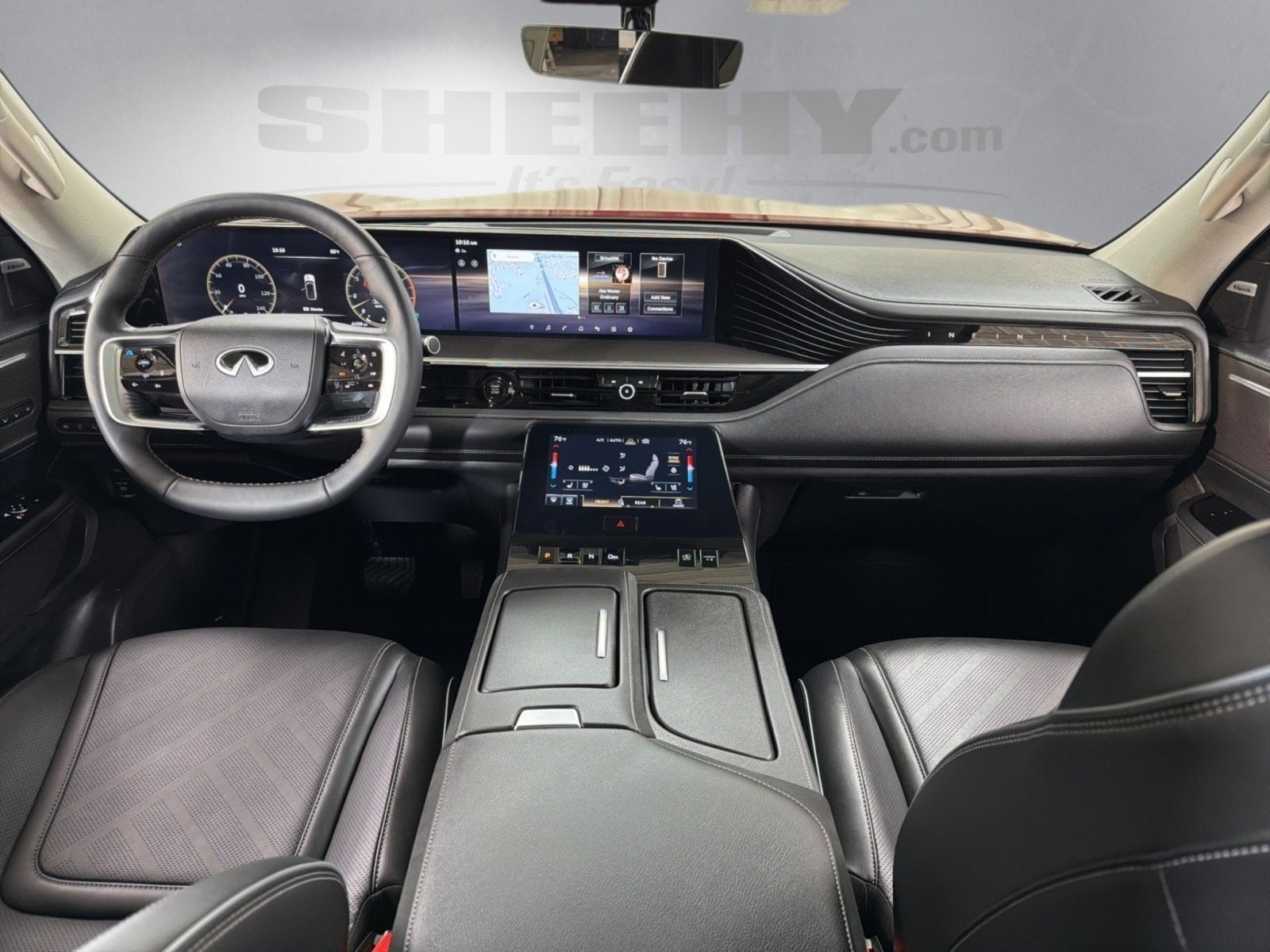 2025 INFINITI QX80 LUXE