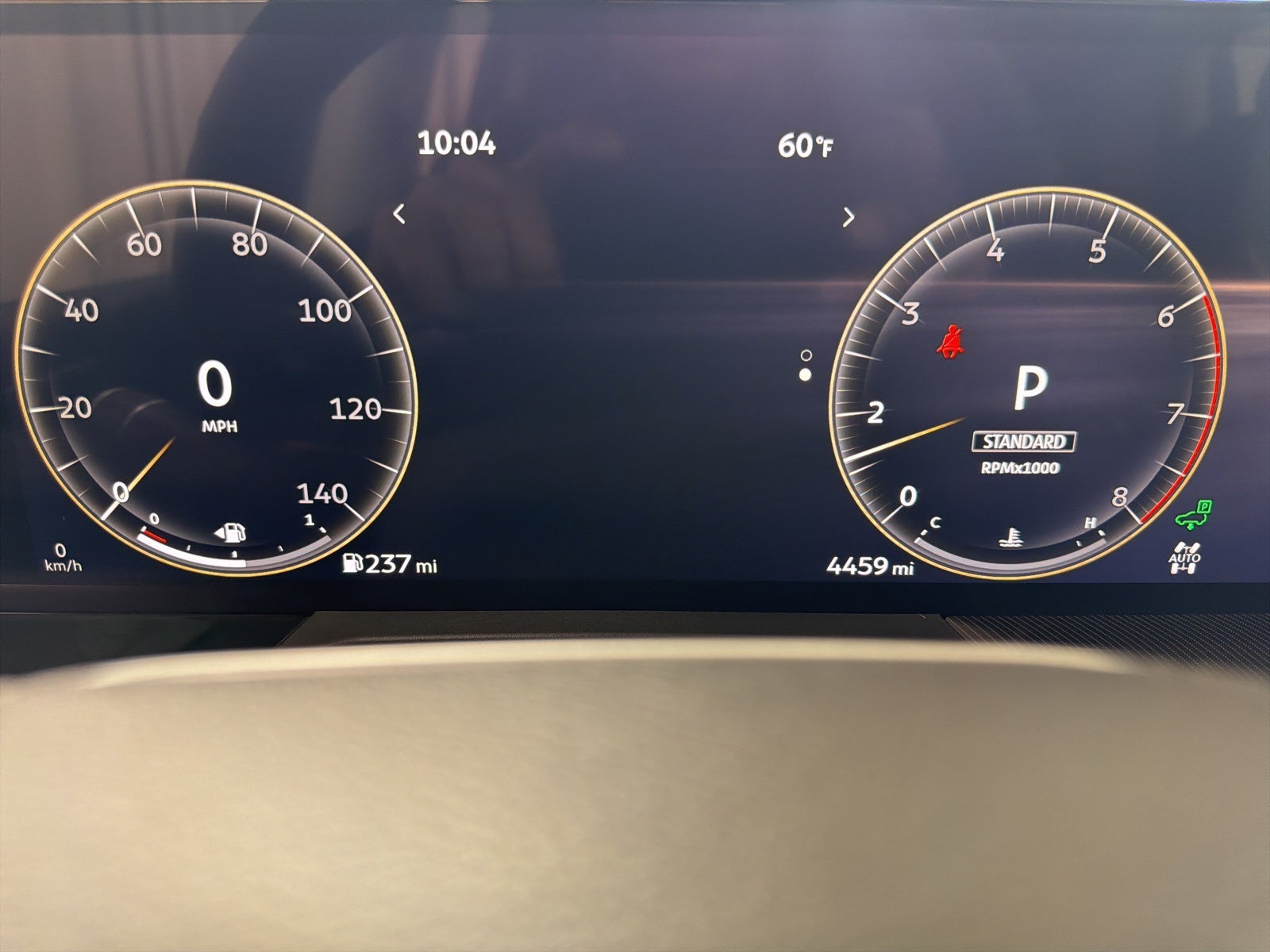 2025 INFINITI QX80 LUXE