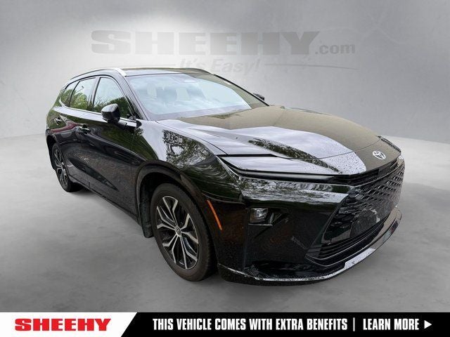 2025 Toyota Crown Signia XLE