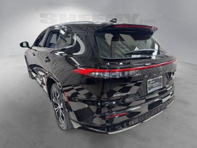 2025 Toyota Crown Signia XLE