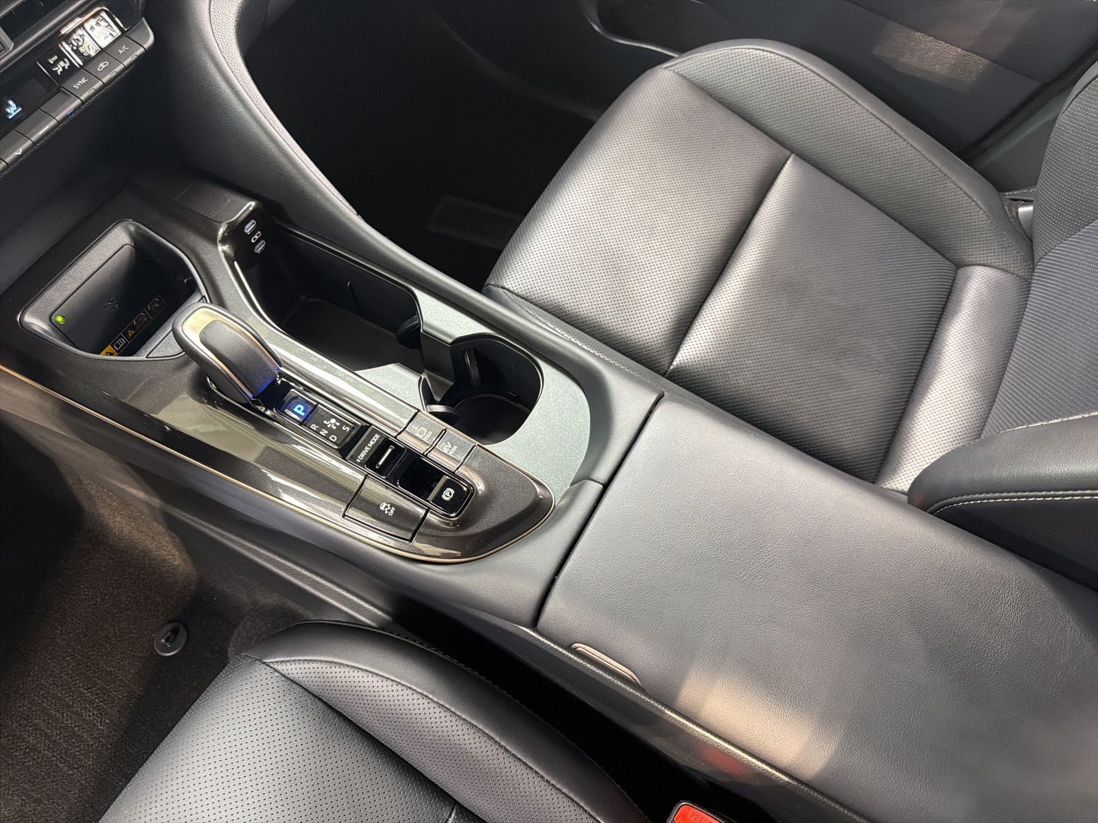 2025 Toyota Crown Signia XLE