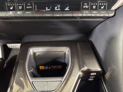 2025 Toyota Crown Signia XLE