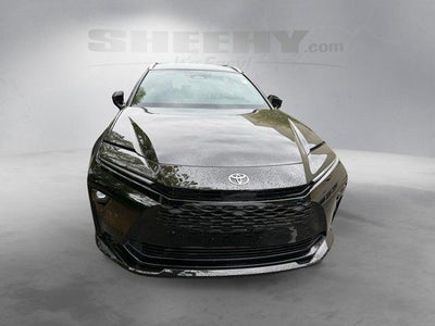 2025 Toyota Crown Signia XLE