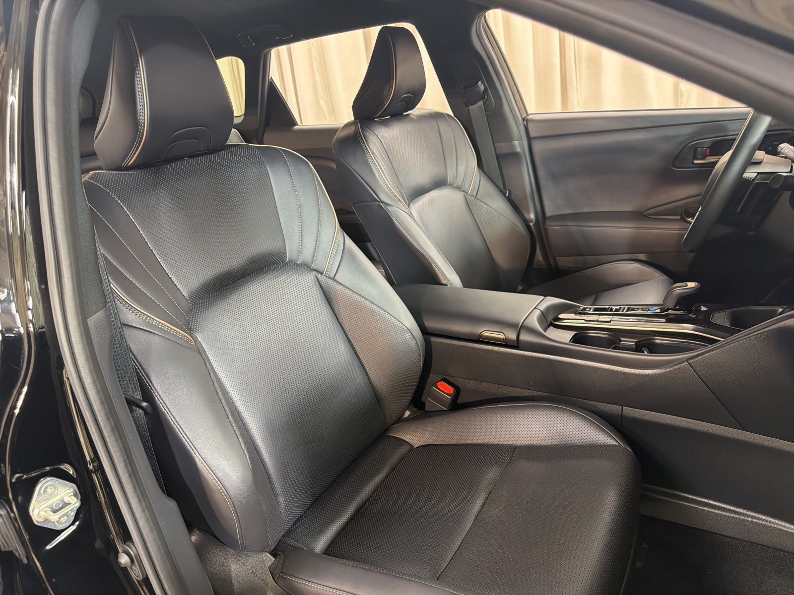 2025 Toyota Crown Signia XLE