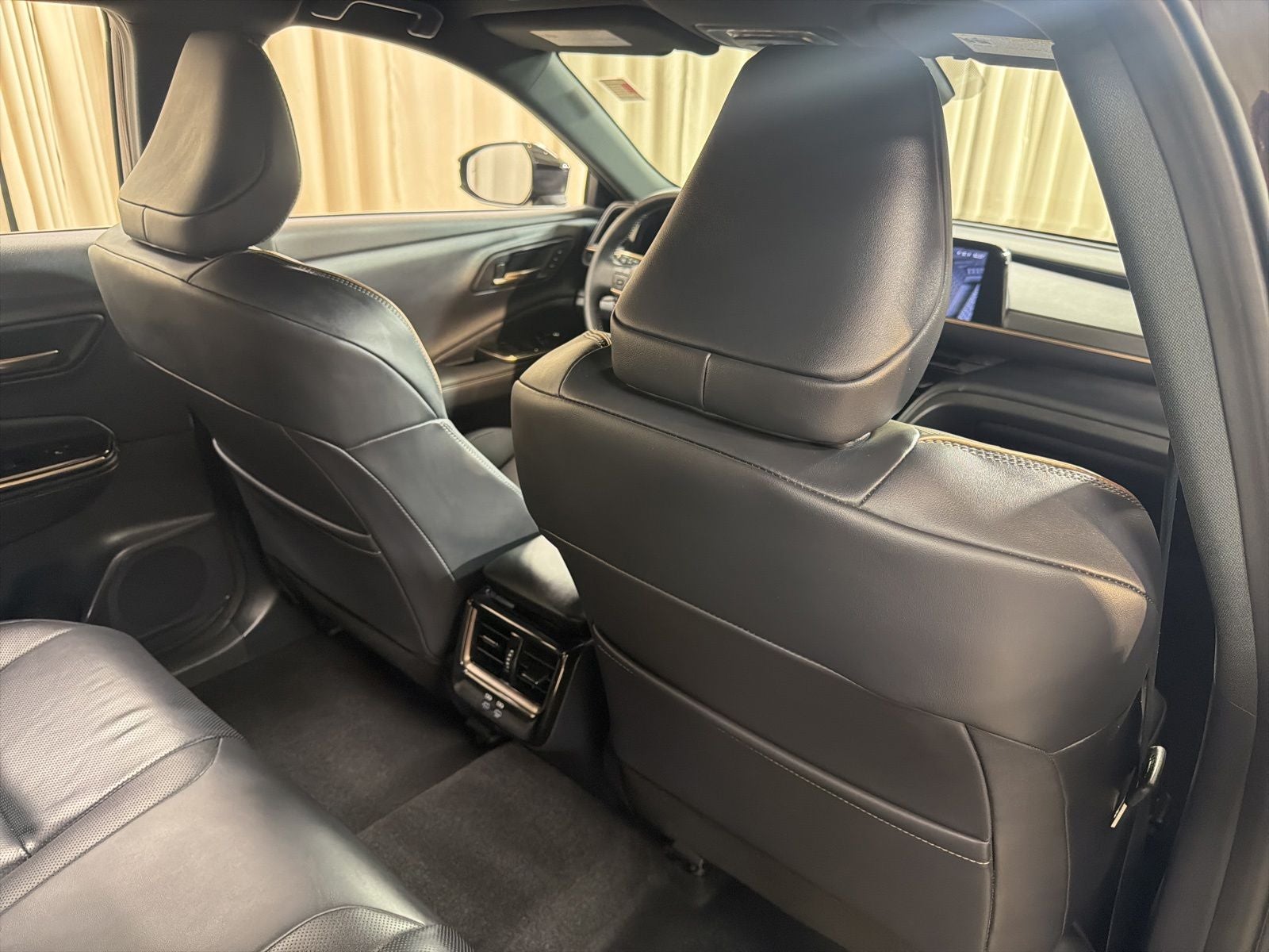 2025 Toyota Crown Signia XLE