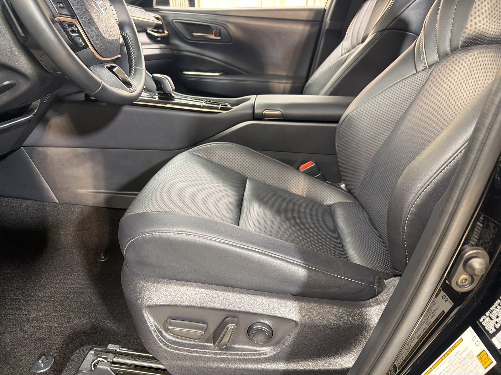 2025 Toyota Crown Signia XLE