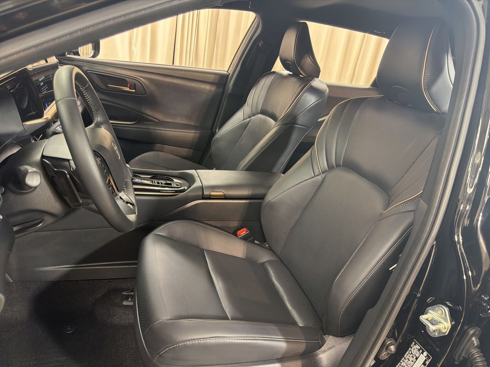 2025 Toyota Crown Signia XLE