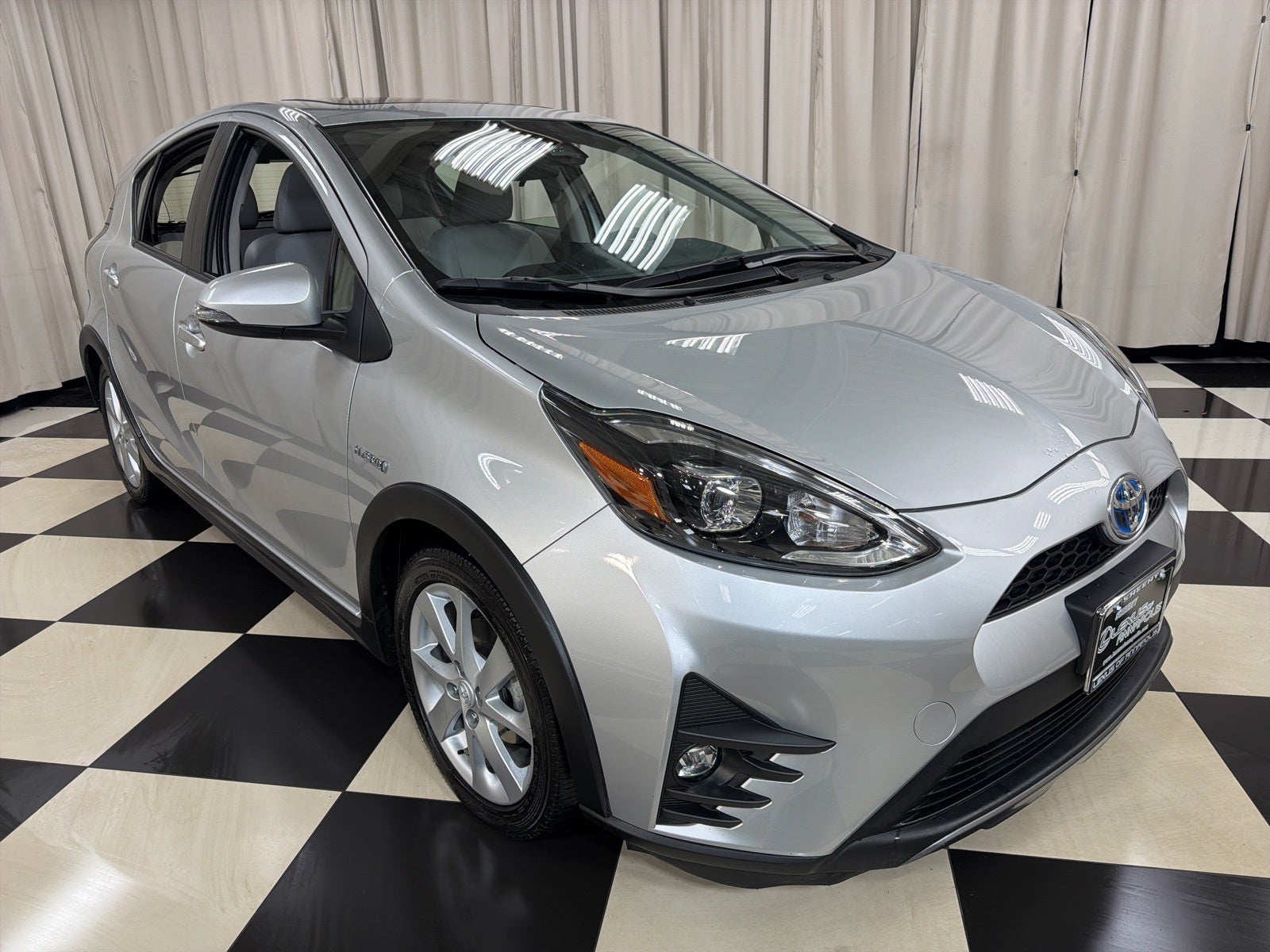 2018 Toyota Prius c Four