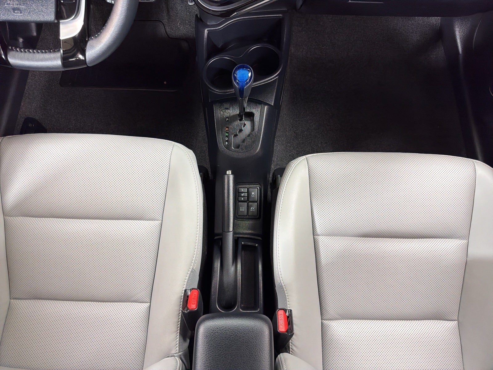 2018 Toyota Prius c Four