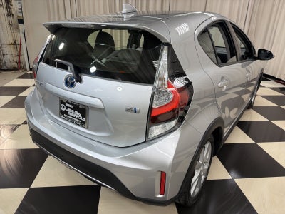 2018 Toyota Prius c Four