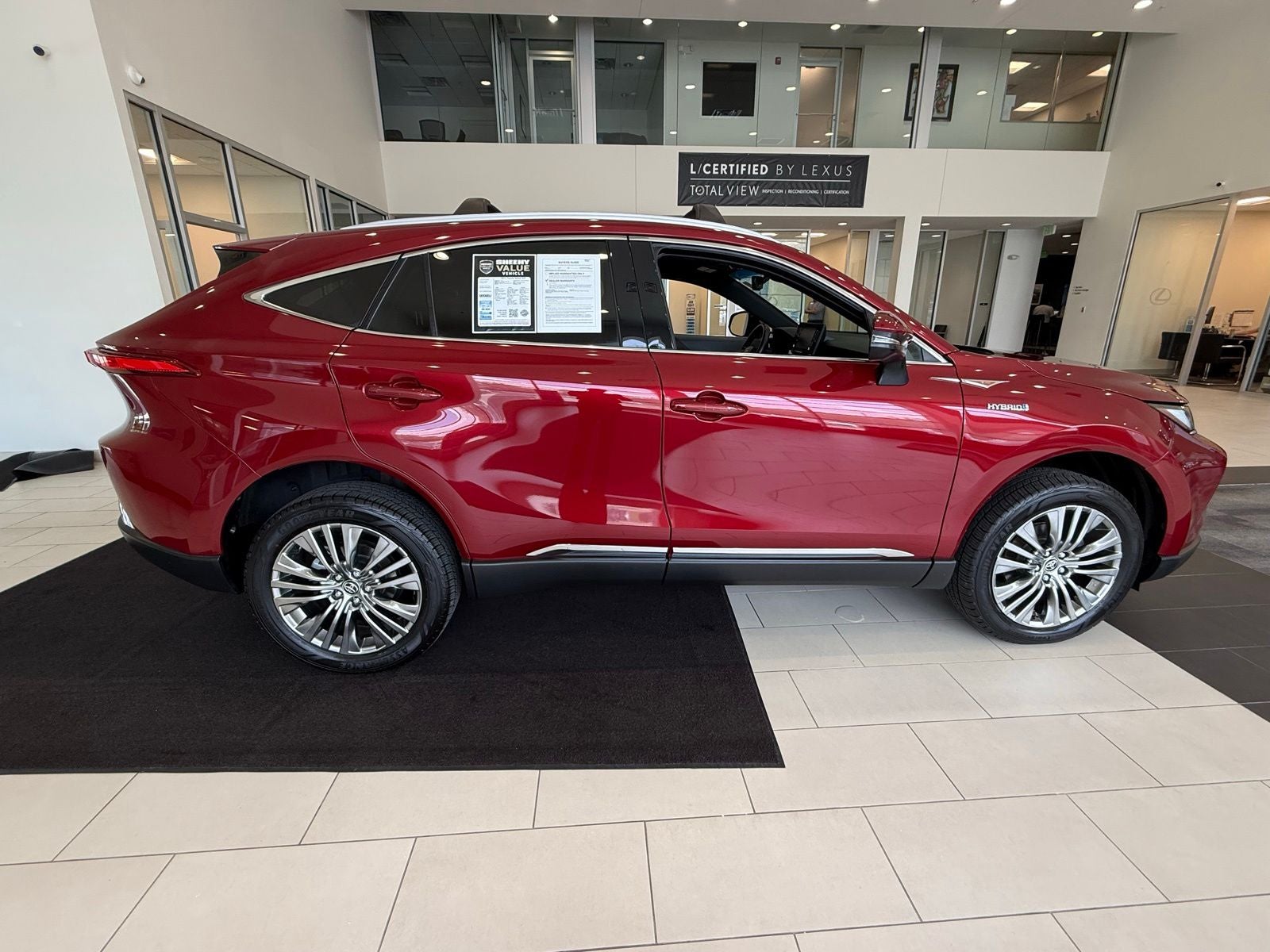 2021 Toyota Venza XLE