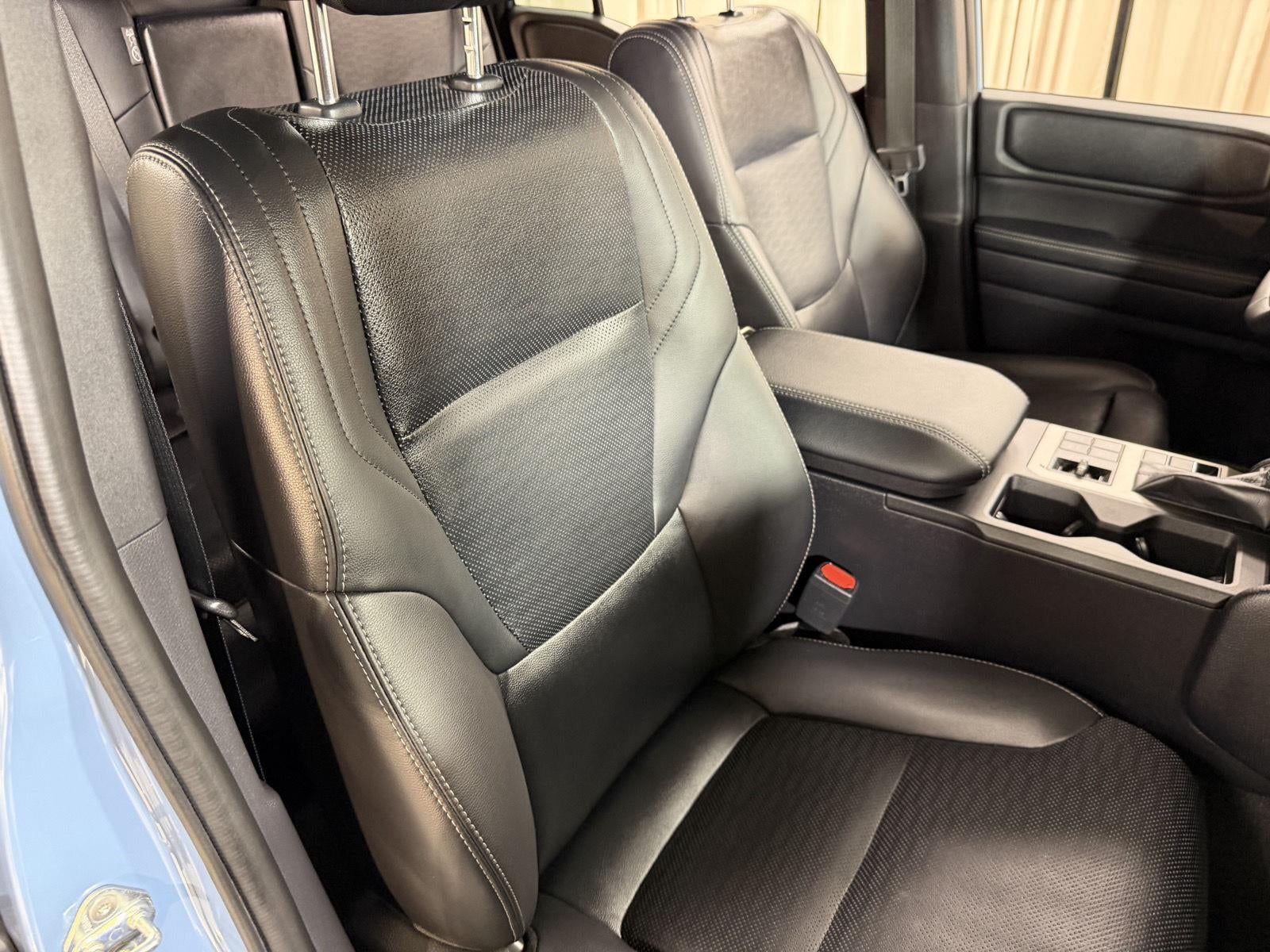2025 Toyota Land Cruiser 4WD