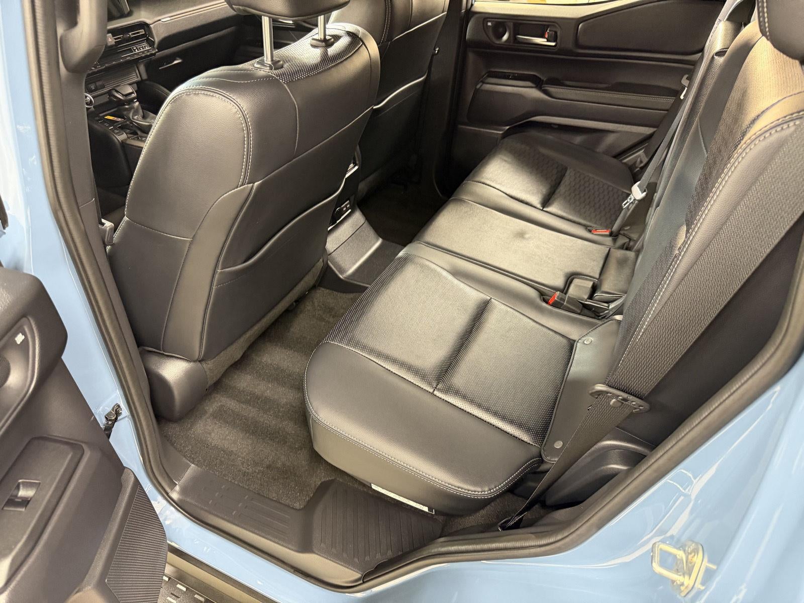 2025 Toyota Land Cruiser 4WD