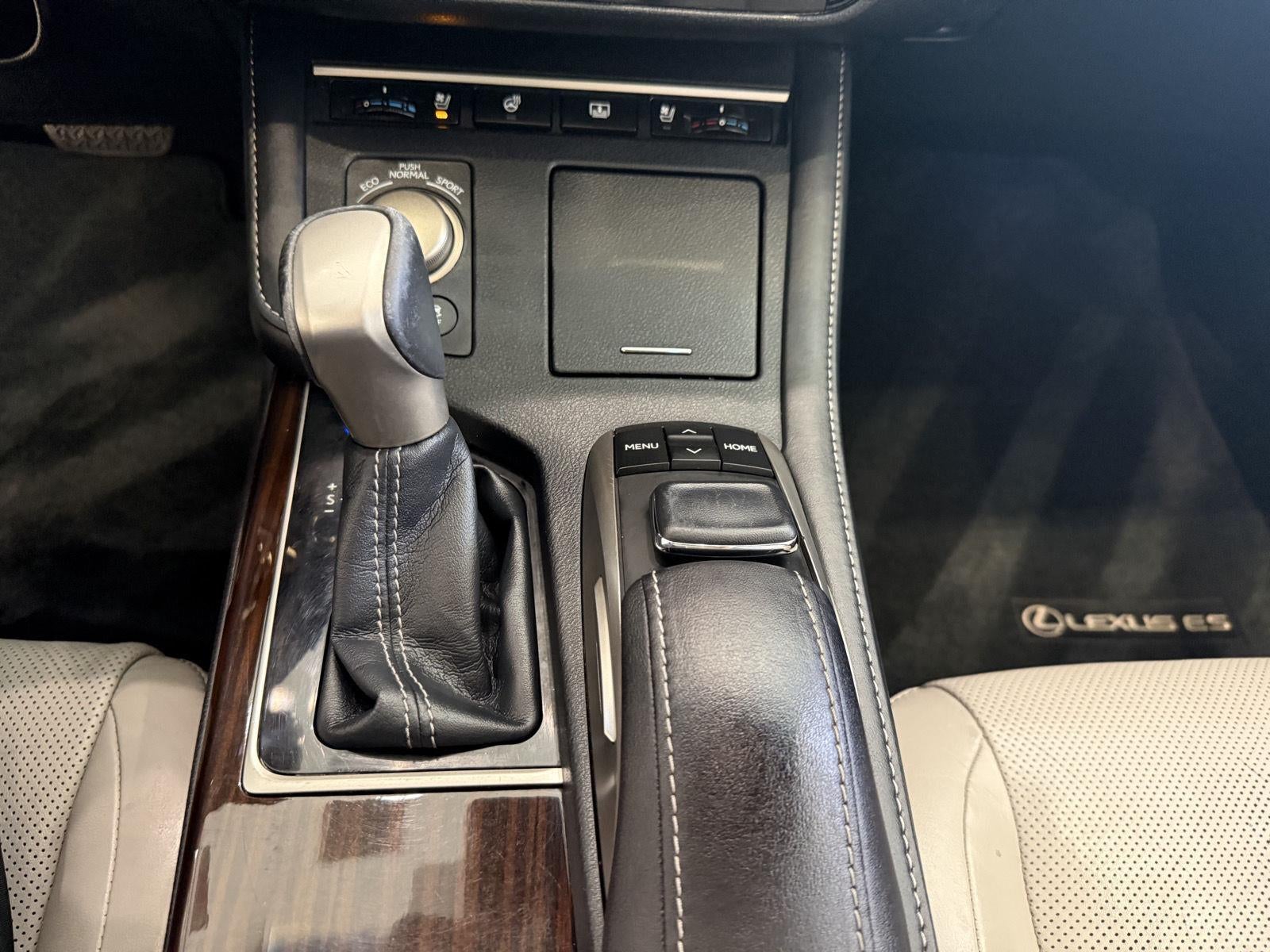 2016 Lexus ES 350 Base