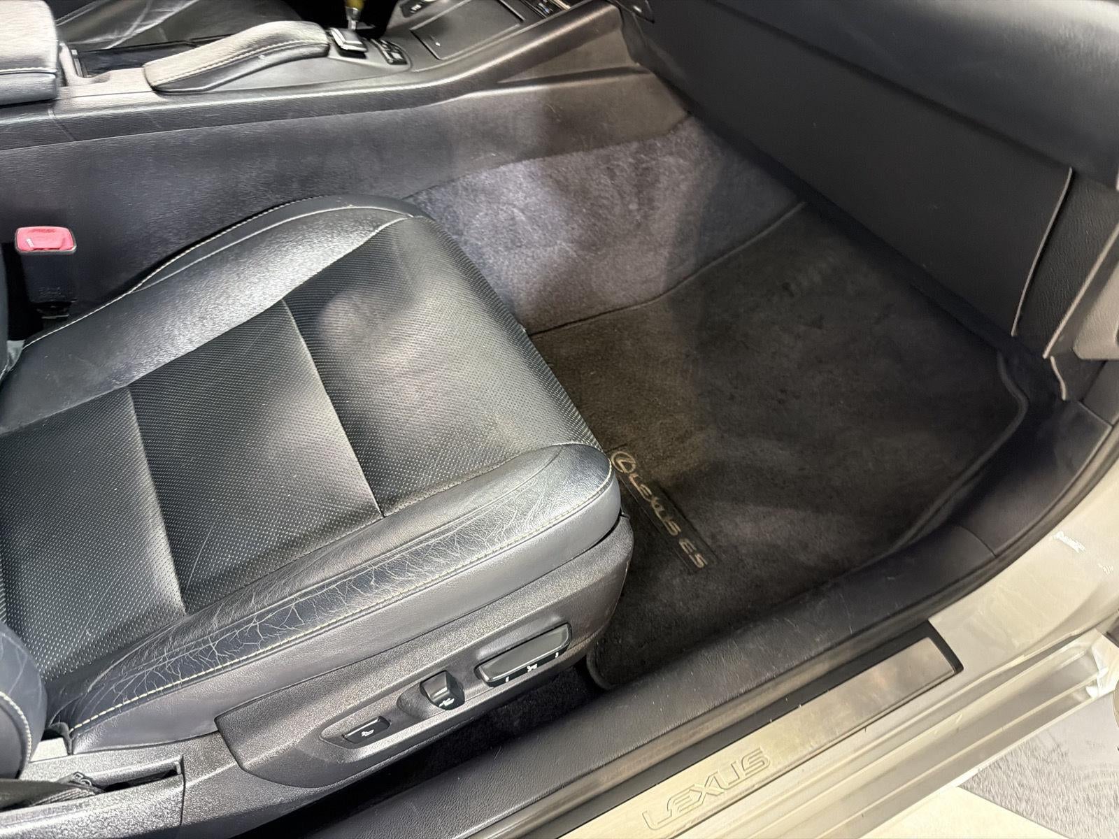 2013 Lexus ES 350 4dr Sdn