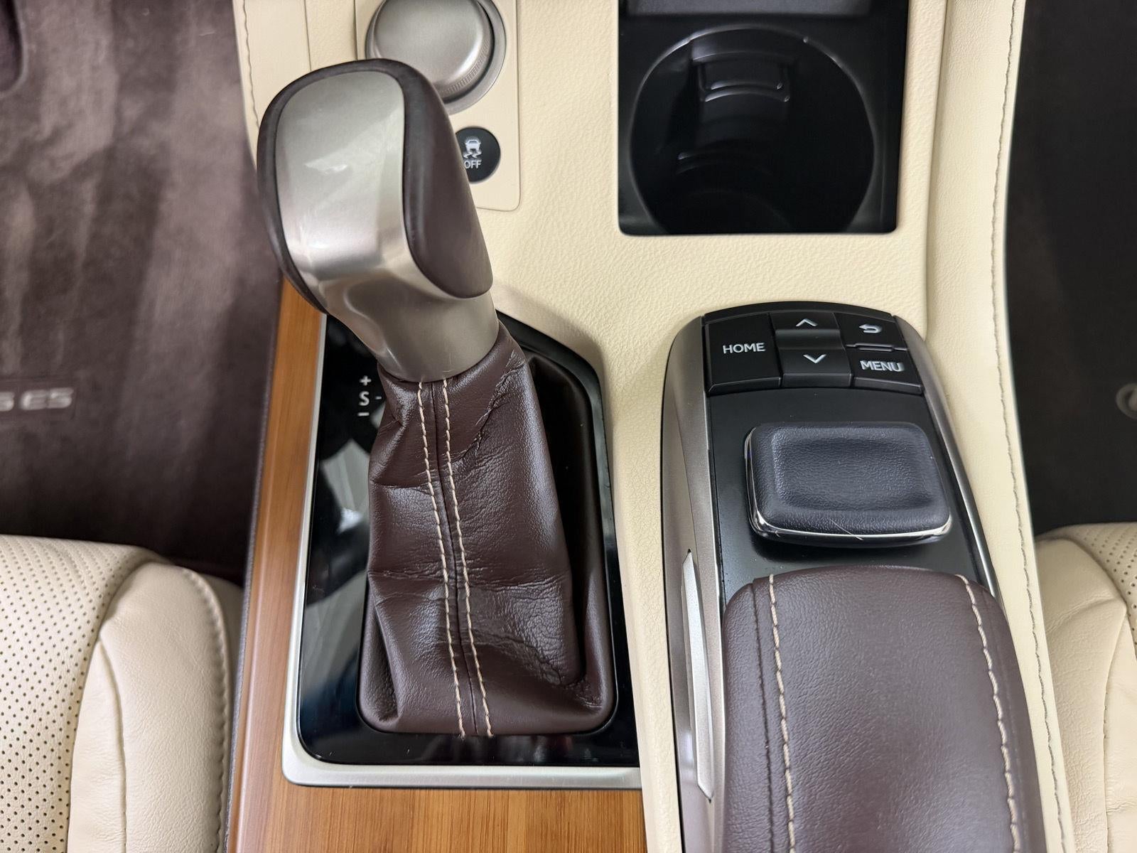 2018 Lexus Es ES 300h