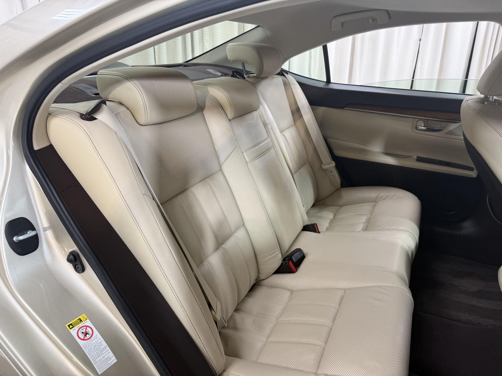 2018 Lexus Es ES 300h