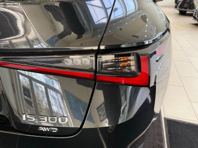 2021 Lexus IS 300