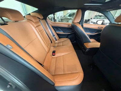 2021 Lexus IS 300