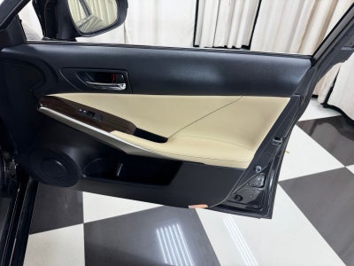 2015 Lexus IS 350