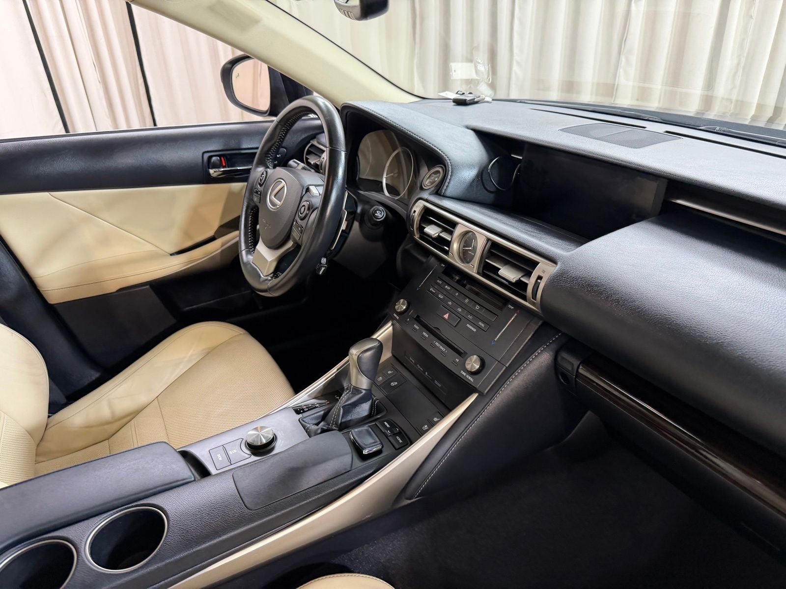 2015 Lexus IS 350