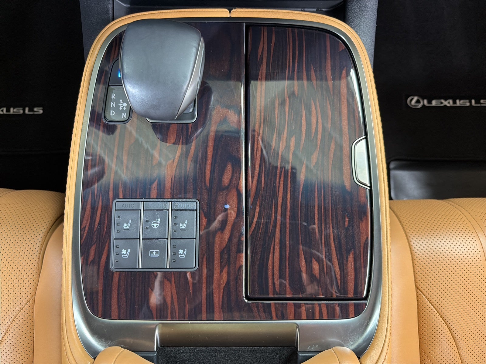 2023 Lexus LS 500 Base