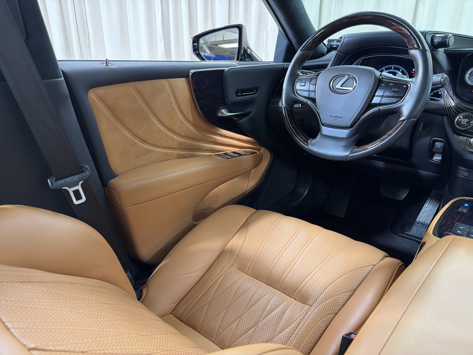 2023 Lexus LS 500 Base