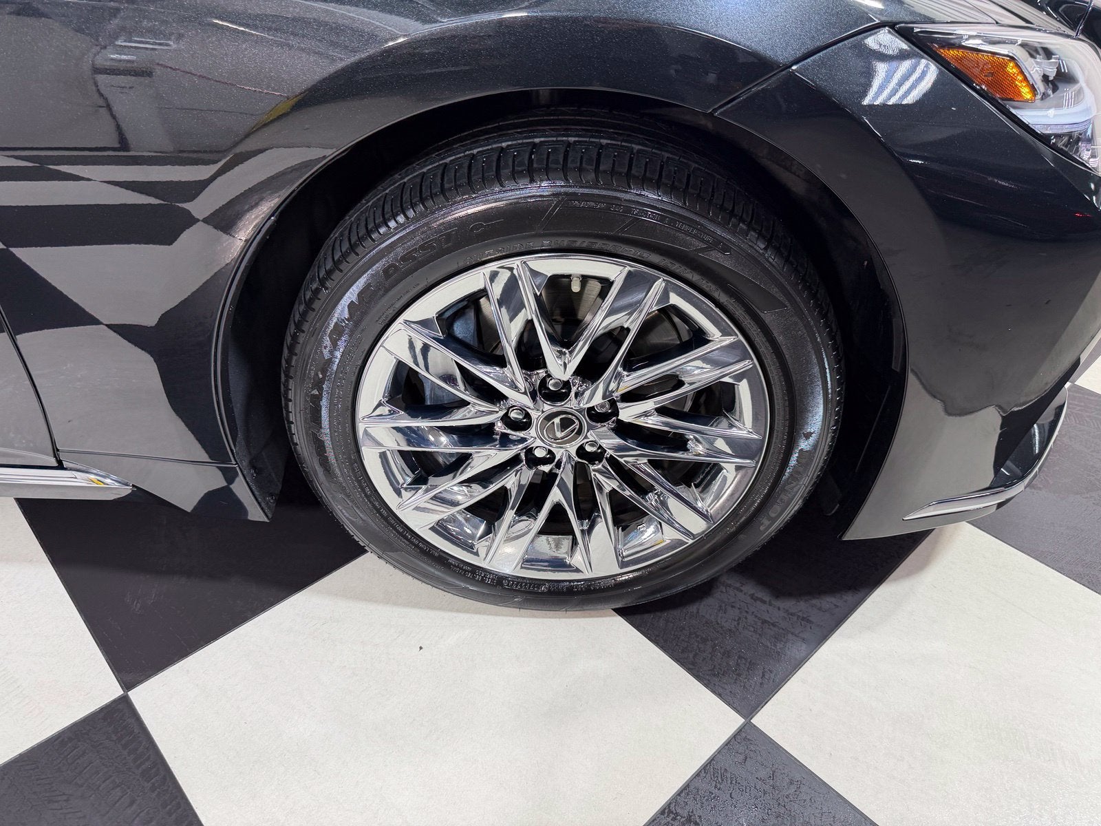 2022 Lexus LS 500 Base
