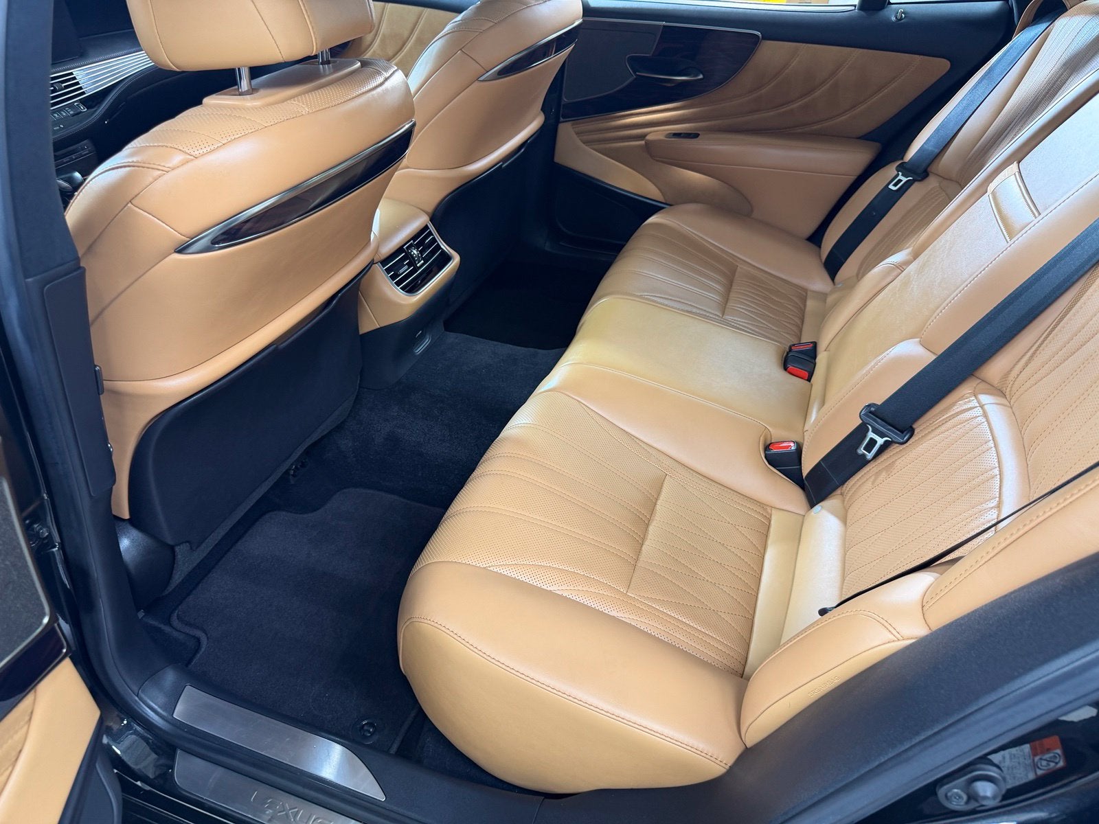 2022 Lexus LS 500 Base
