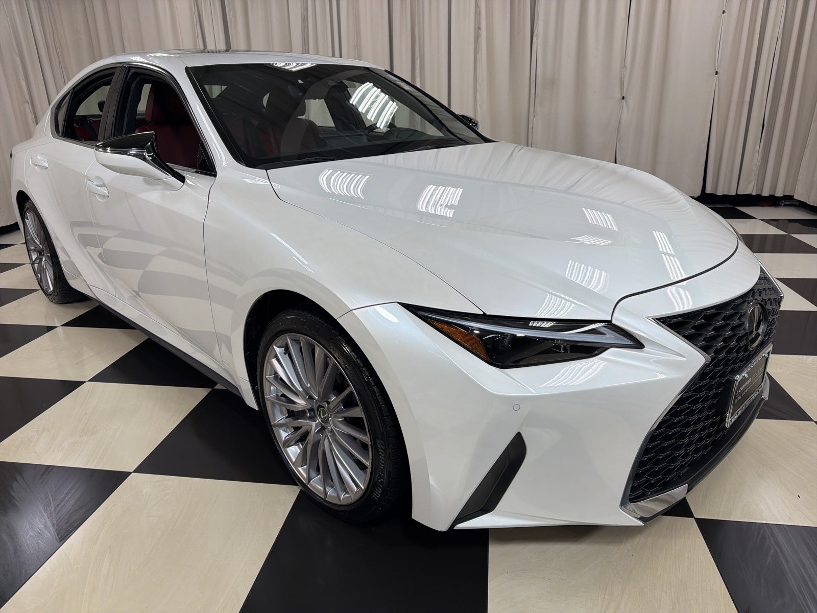 2023 Lexus IS 300