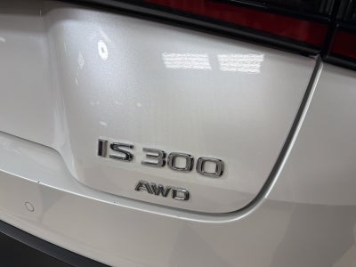 2023 Lexus IS 300