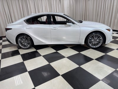 2023 Lexus IS 300