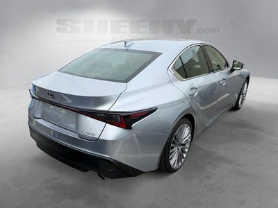 2023 Lexus IS 300