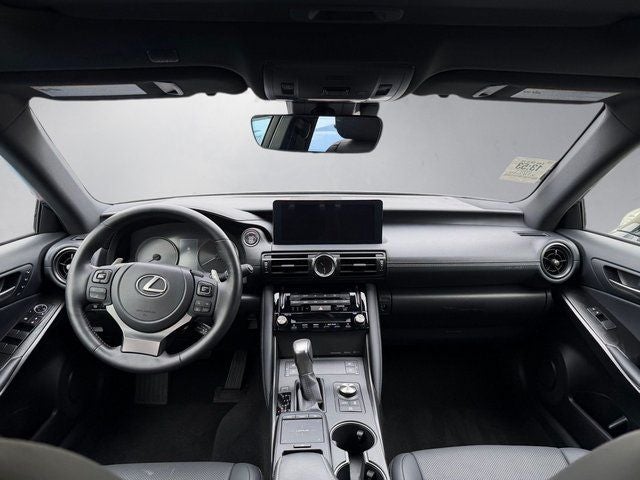 2023 Lexus IS 300