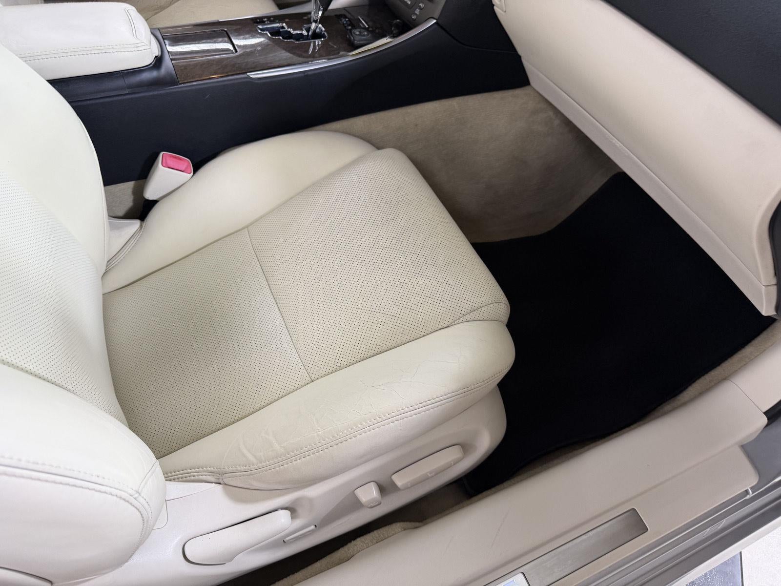 2010 Lexus Is 250C 2DR CONV AUTO