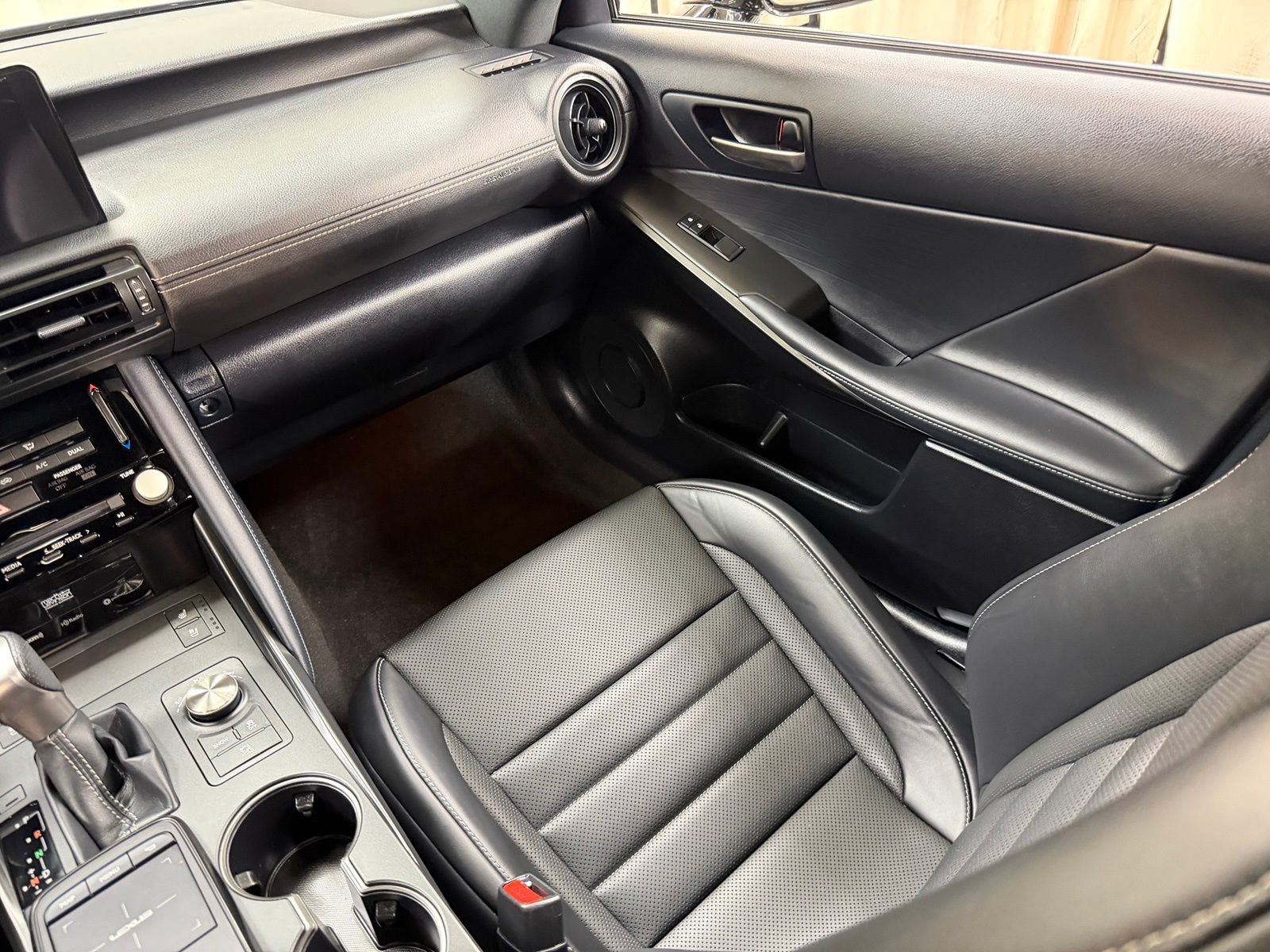 2024 Lexus IS 350 F SPORT