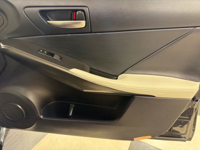 2025 Lexus IS 350 F SPORT