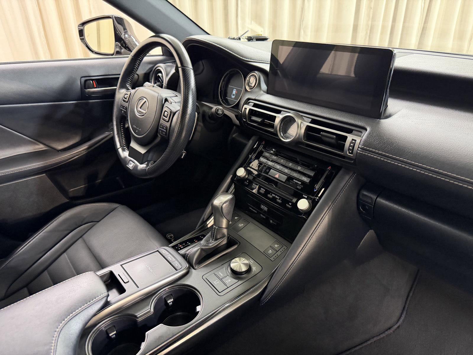 2022 Lexus IS 350 F SPORT