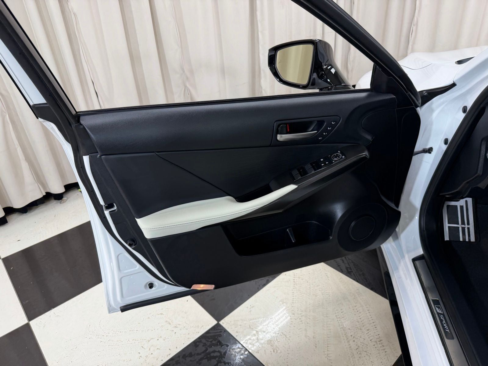 2025 Lexus IS 350 F SPORT