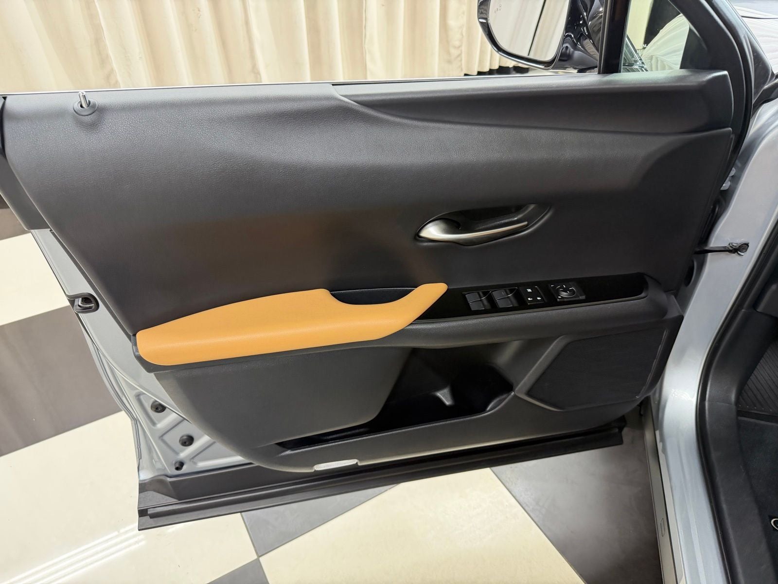 2024 Lexus UX 250h Premium