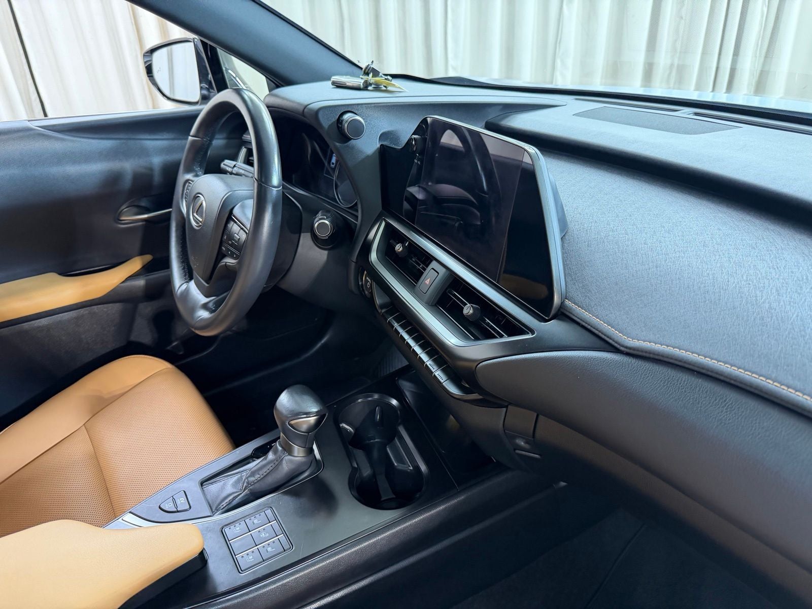 2024 Lexus UX 250h Premium